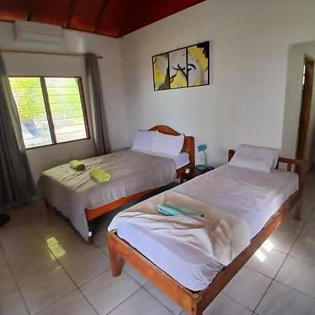 Compass Diving Resort Beloi 外观 照片