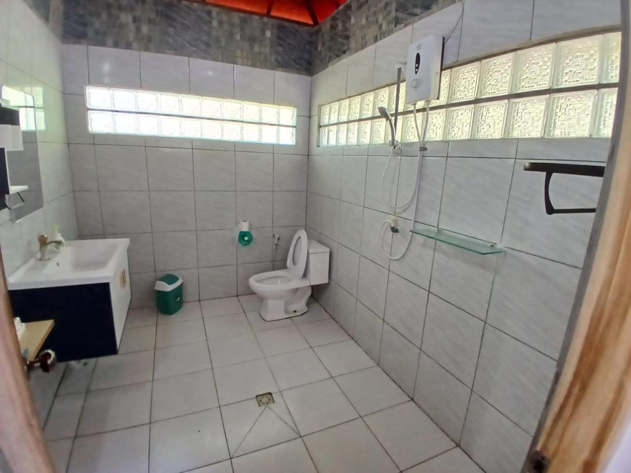 Compass Diving Resort Beloi 外观 照片